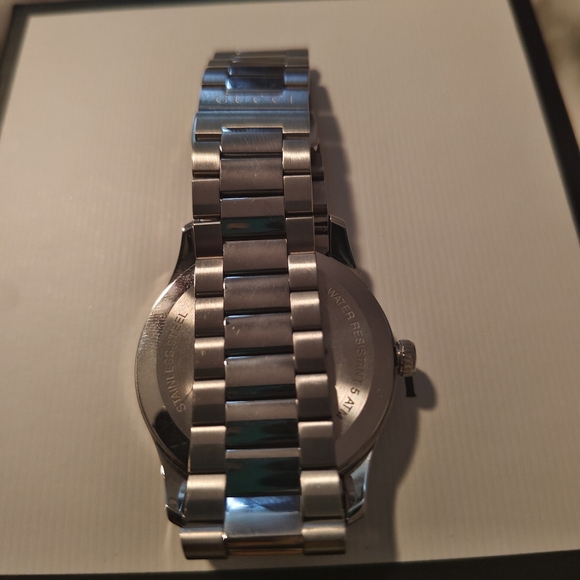 Gucci Watch - Picture 3 of 5